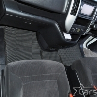 Автомобильные коврики EVA на Nissan Serena III C25 пр.руль (2005-2010)