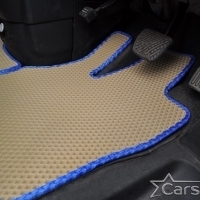 Коврики текстильные на Nissan Serena III C25 пр.руль (2005-2010)