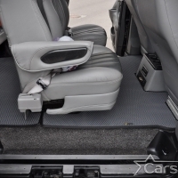 Коврики текстильные на Chevrolet Express II с консолью (2002->)