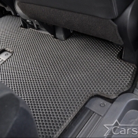 Коврики текстильные на Mitsubishi Delica D5 8мест пр.руль (2007->)